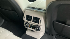 Land Rover Range Rover Velar 2.0 P400e SE 5dr Auto Estate